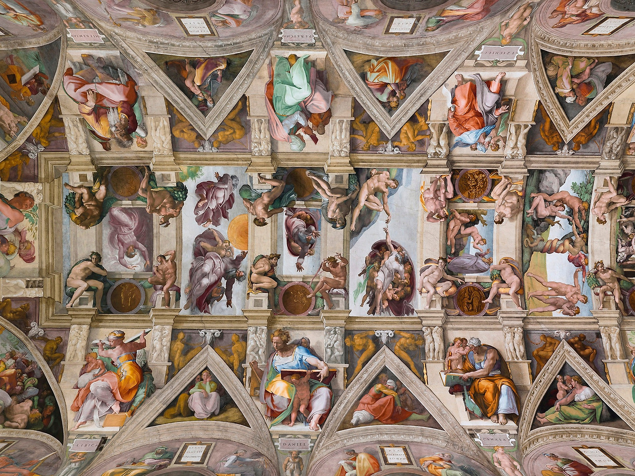 Sistine_Chapel_ceiling.jpg