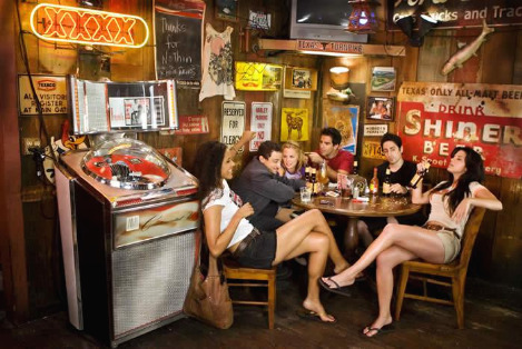 남자가 사주는 술 다 얻어먹어.jpg