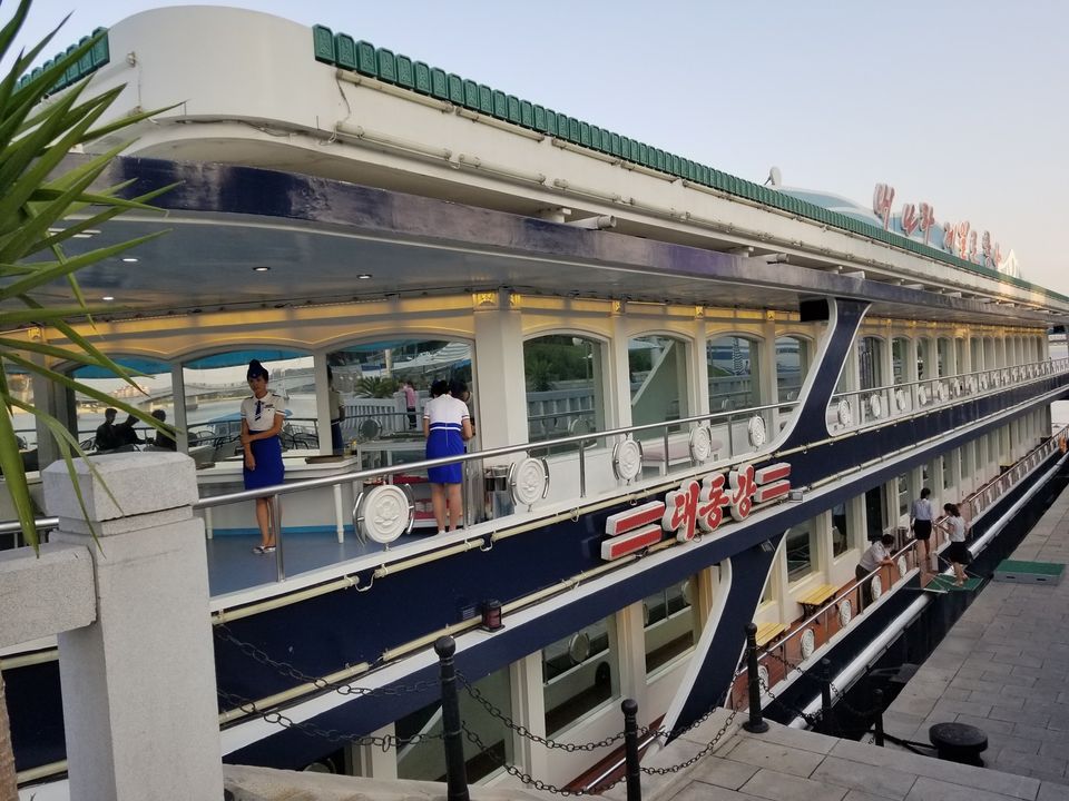 브런치 2회 대동강호.jpg