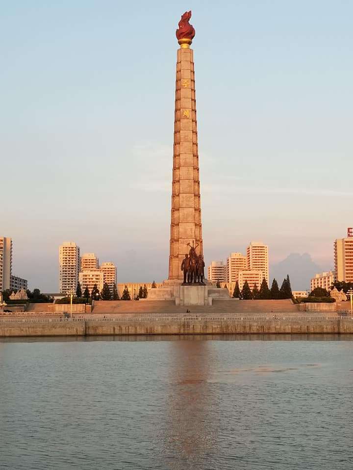 브런치 2회 주체탑.jpg