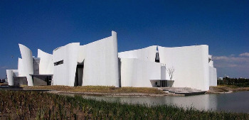 toyo-ito-mexico-2_ international baroque museum.jpg