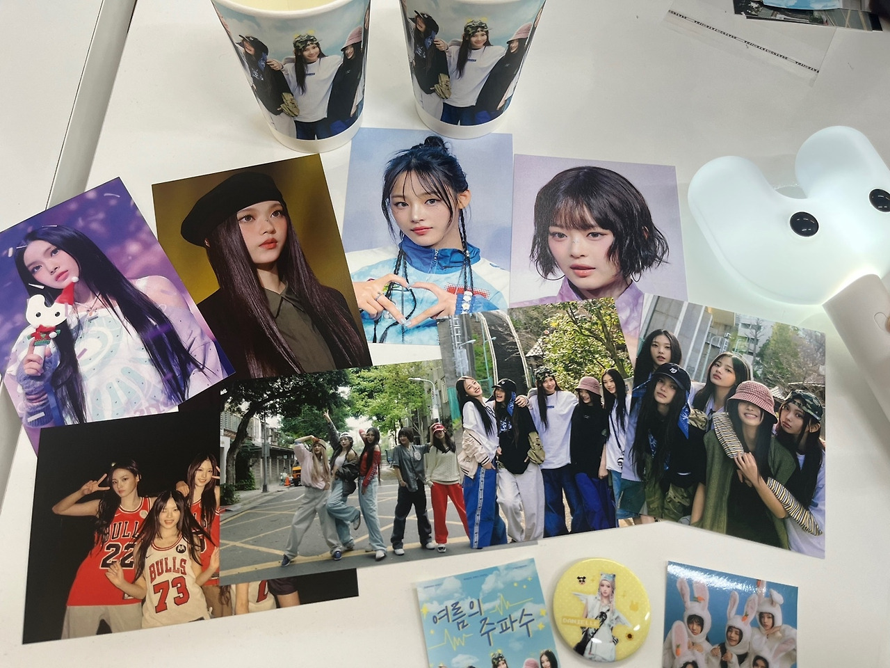 뉴진스 굿즈.jpg