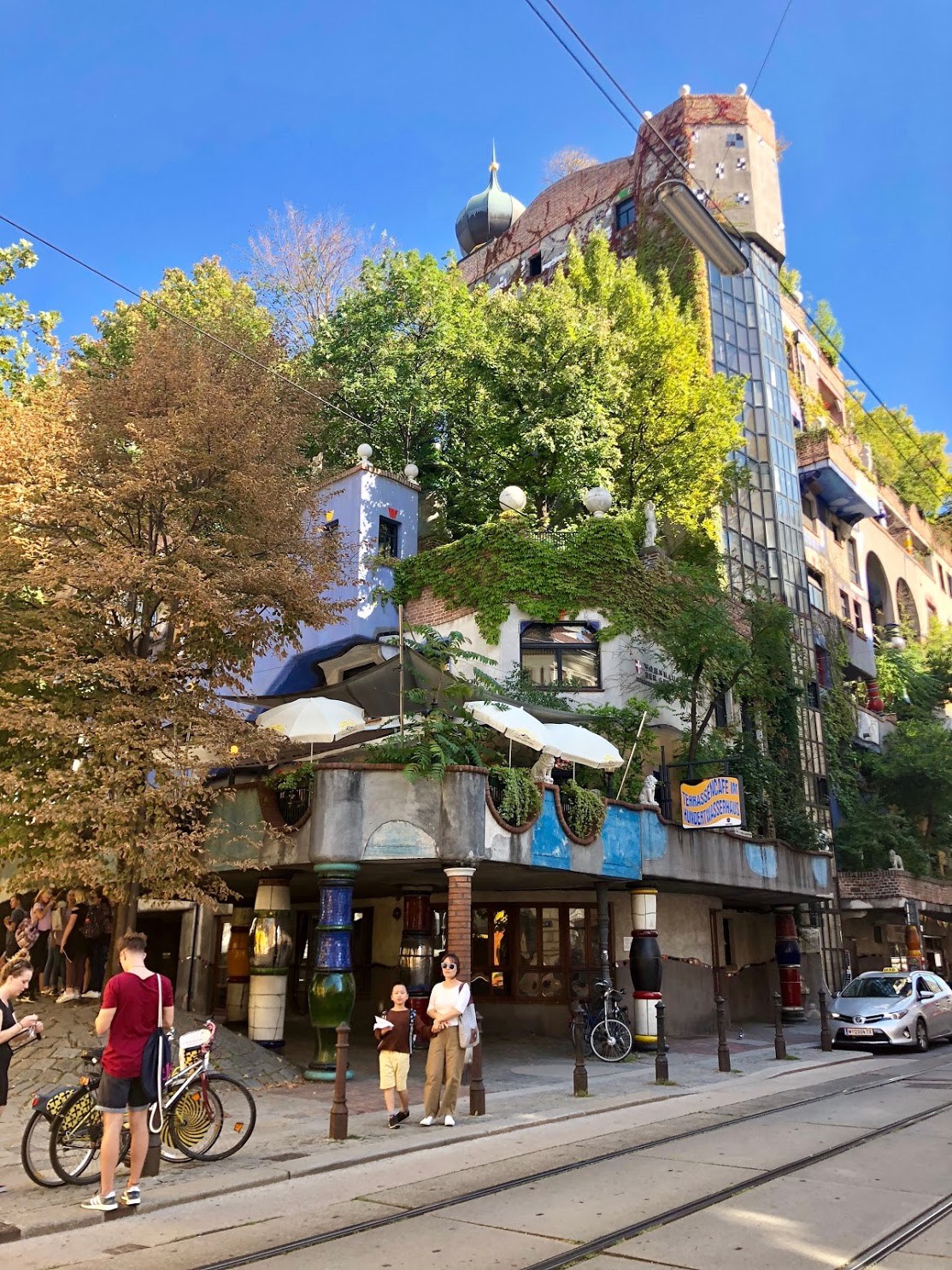 빈_오스트리아의 가우디, 색채의 마술사 훈데르트바서 - 루비의 정원.jpg