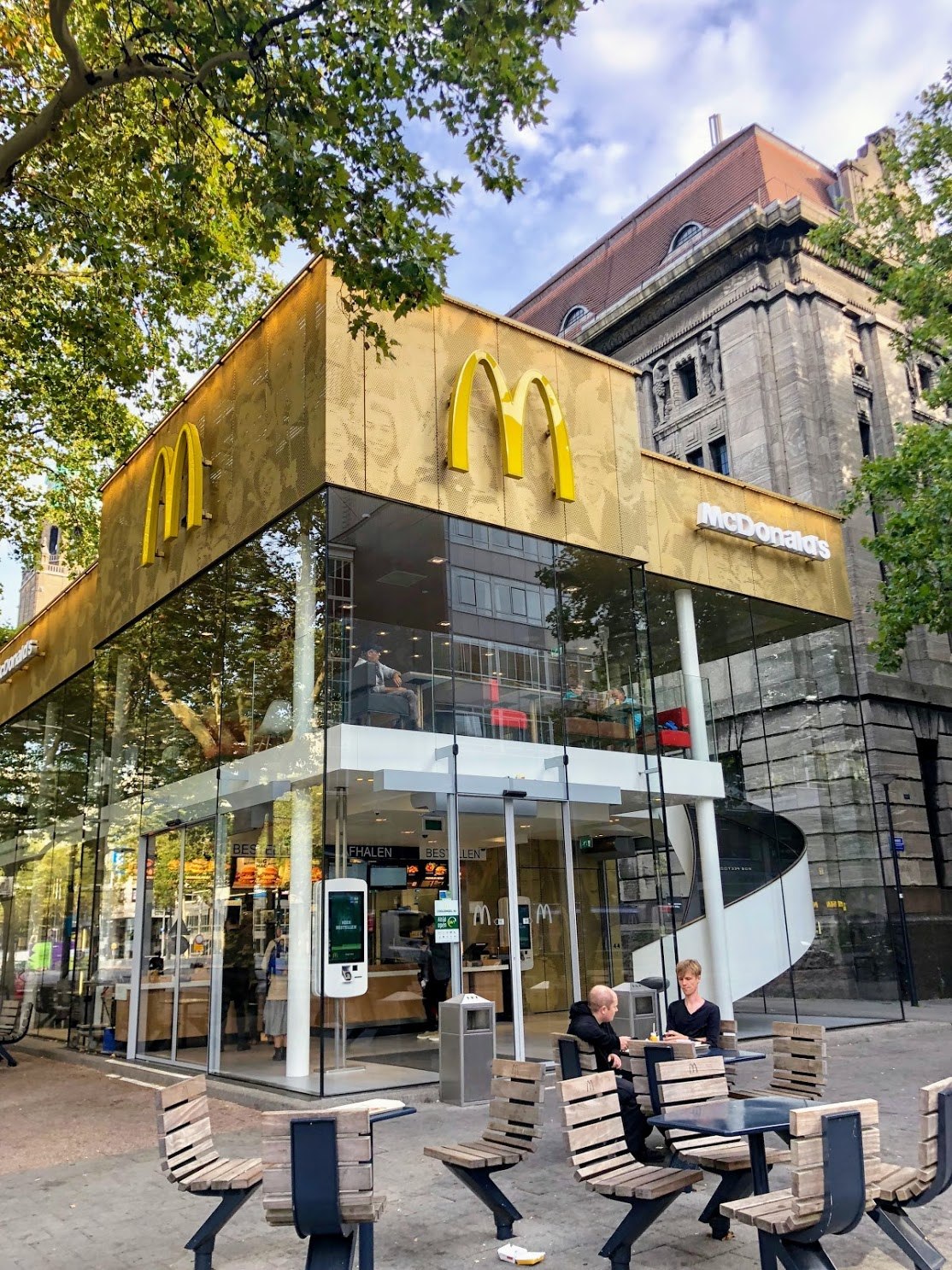 로테르담_맥도날드.jpg