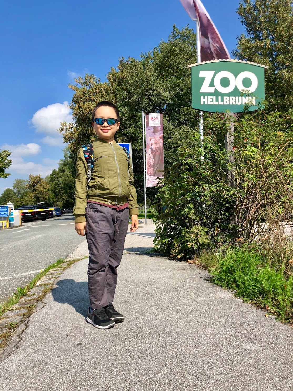 잘츠부르크_헬브룬 동물원 앞.jpg