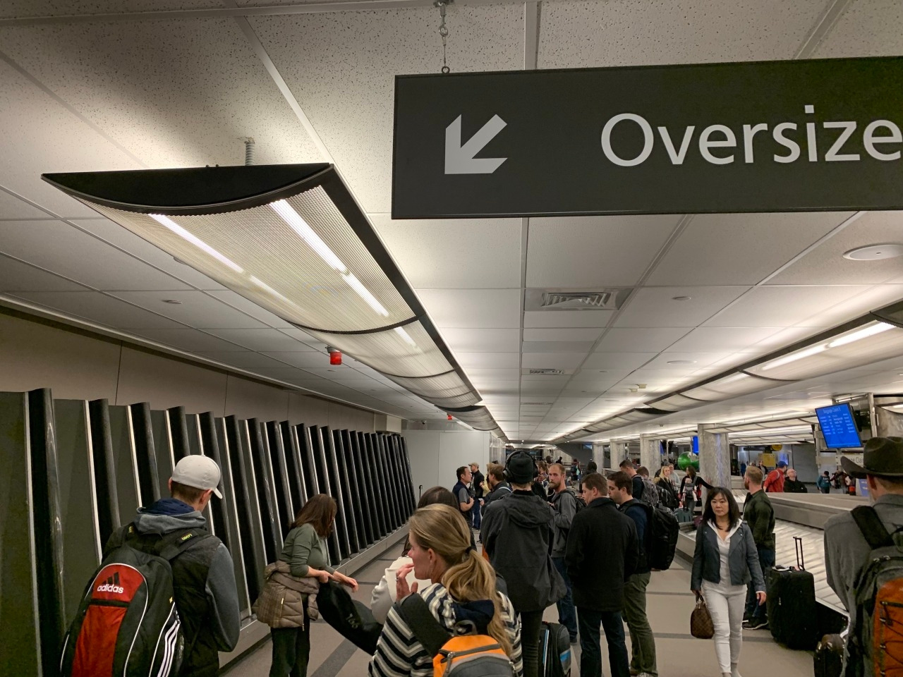 DEN baggage claim.jpg