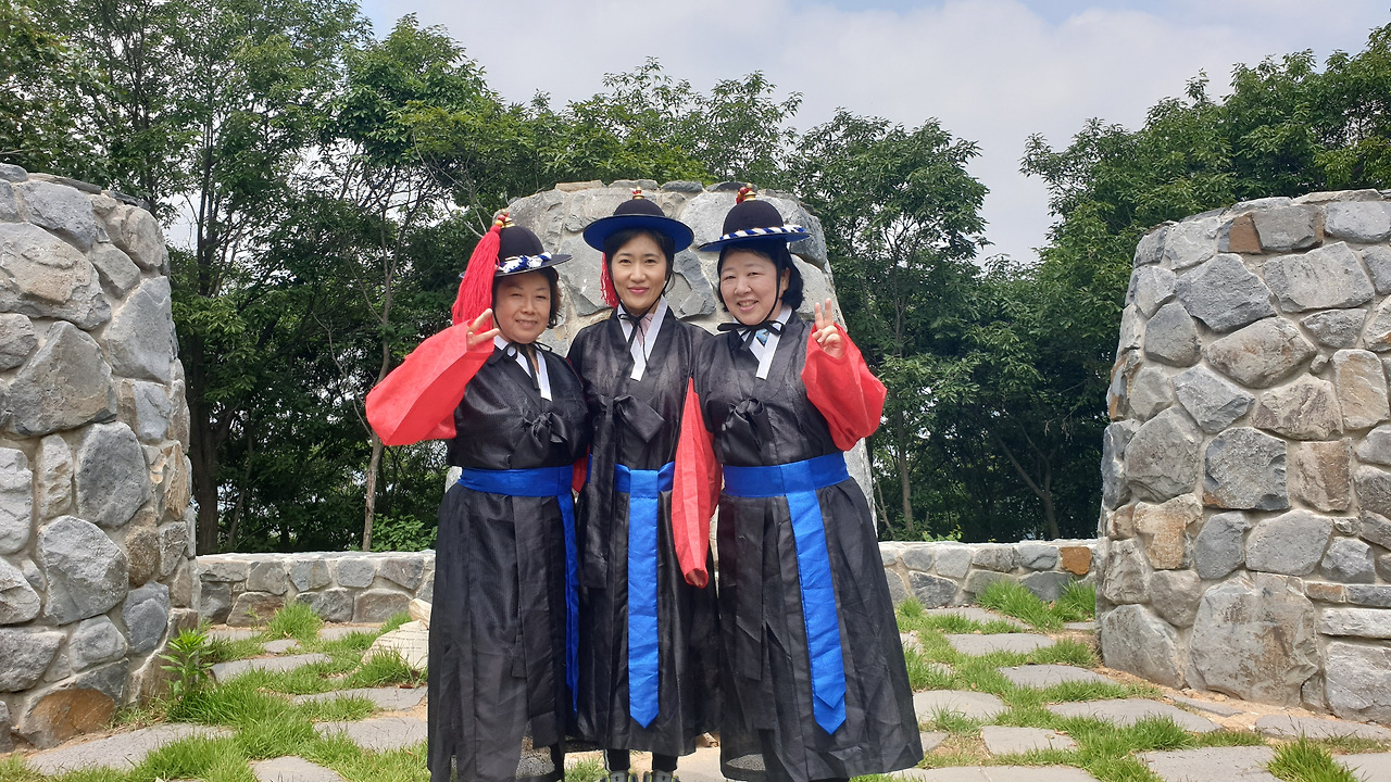 재담극 영종진 군졸.jpg