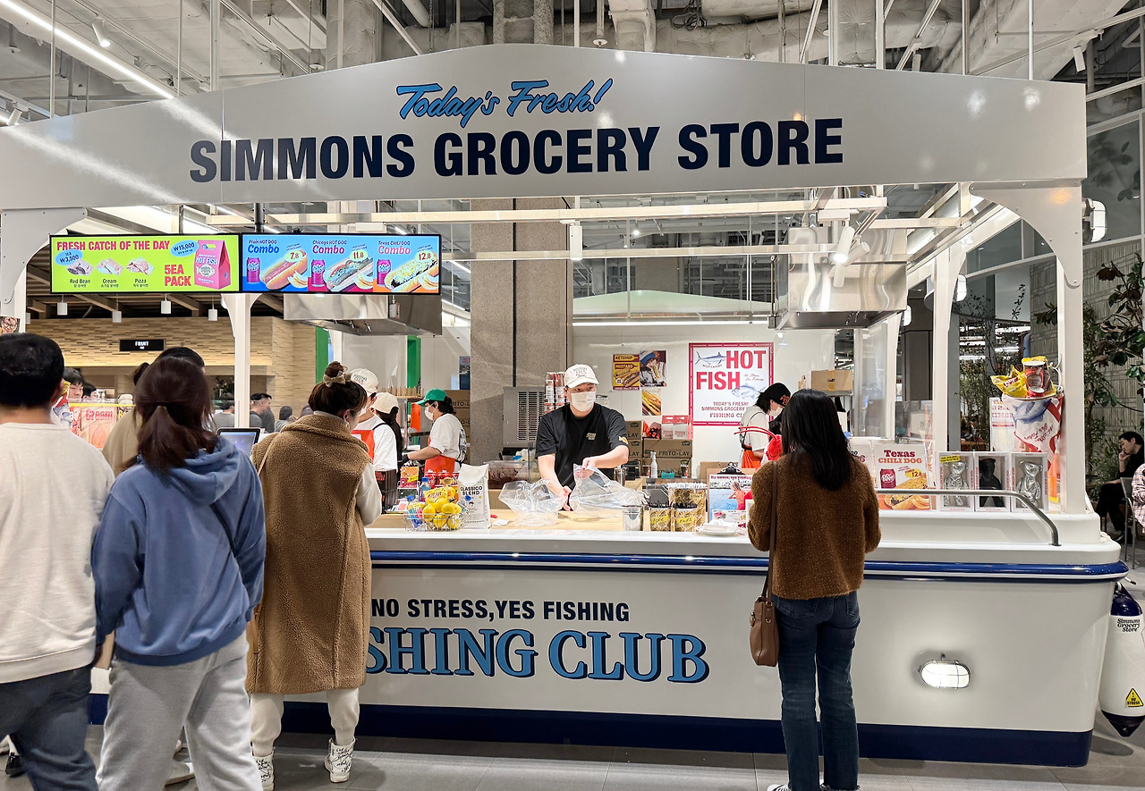 시몬스침대_더현대팝업 (1).jpg