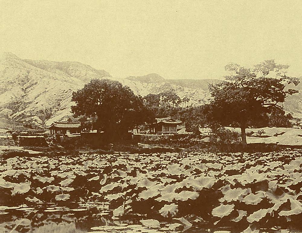 천연정(天然亭) 서지(西池) Seoul, Korea, 1880.jpg