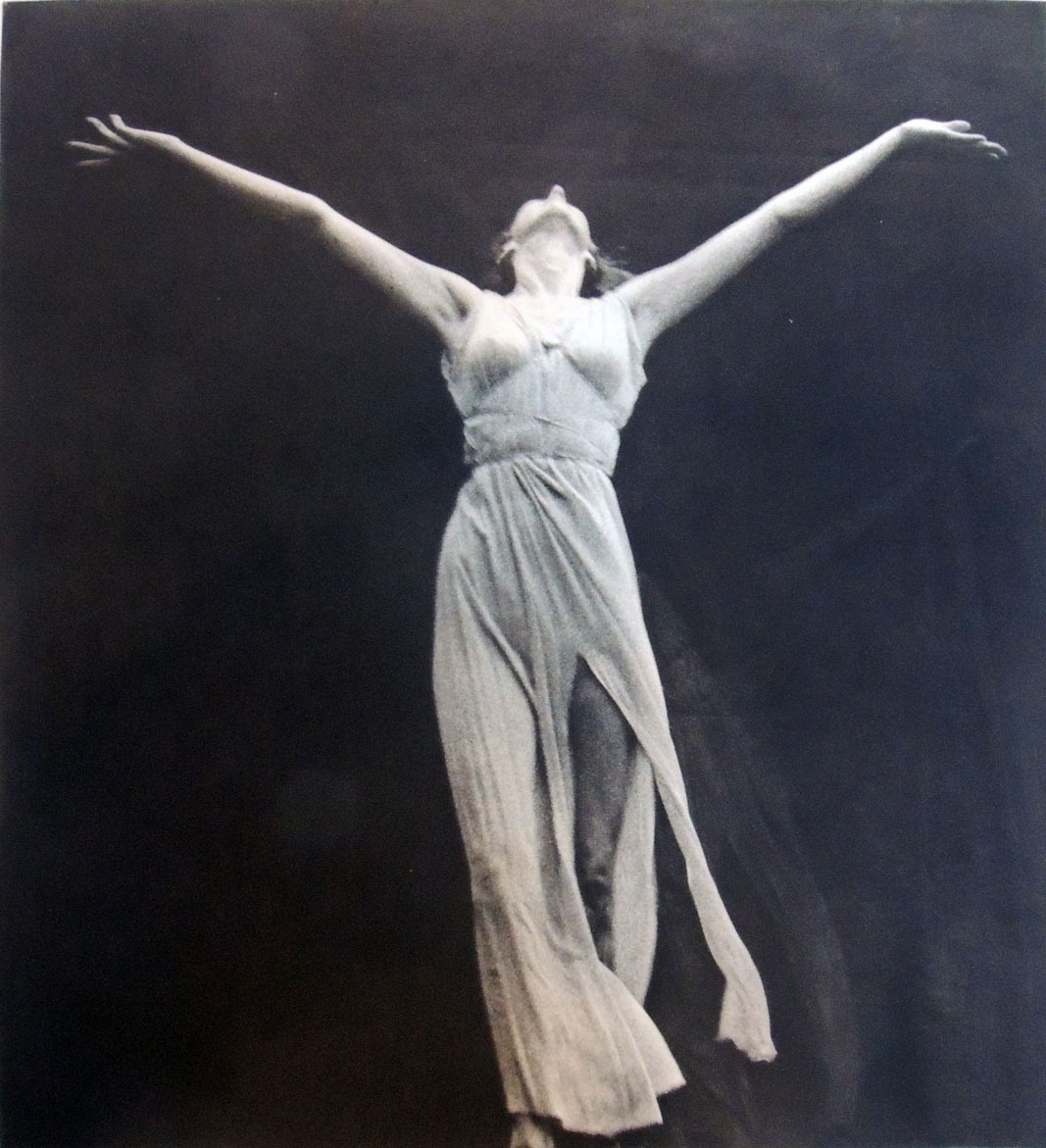 isadora8.jpg