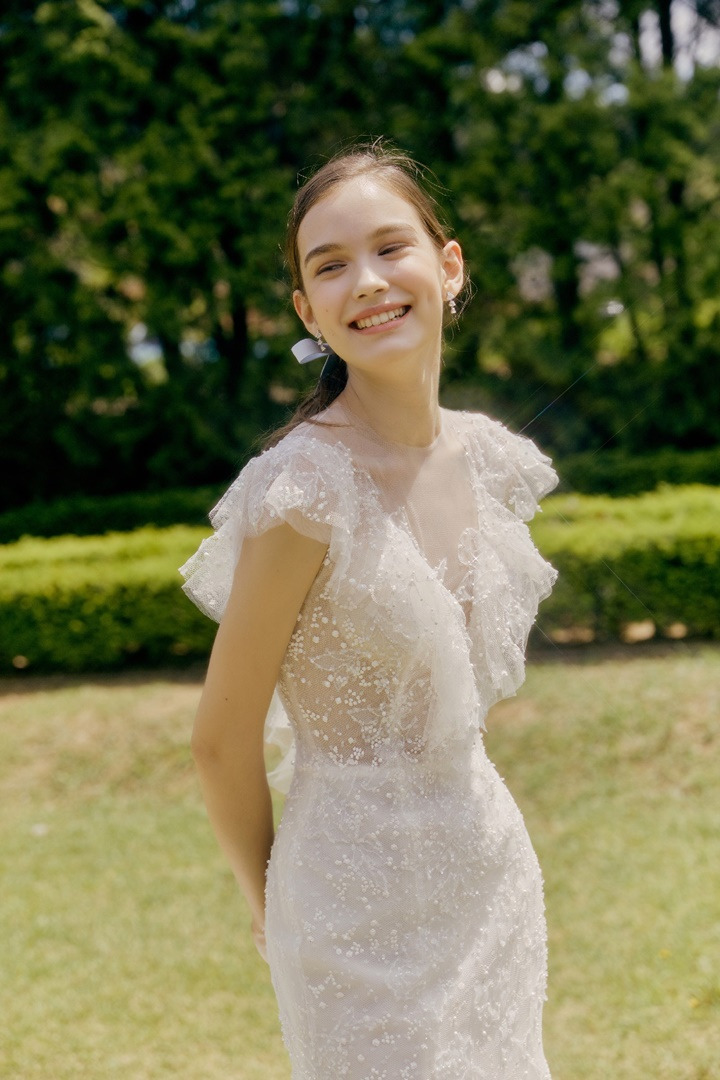 로즈로사 맑은비즈.jpg