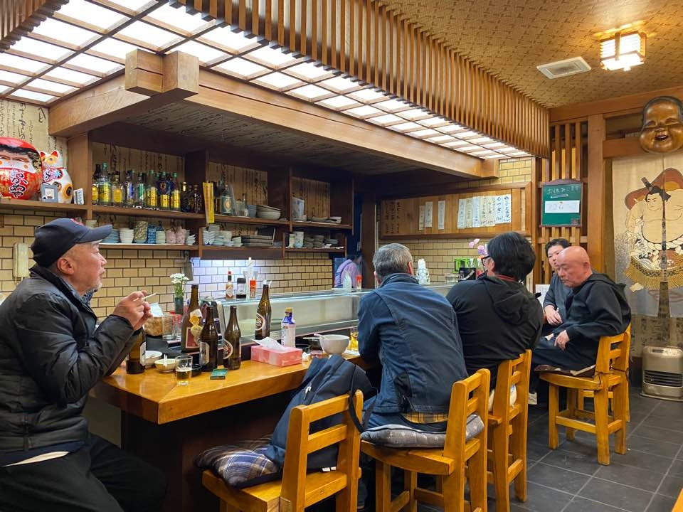 로컬술집 풍경.jpg