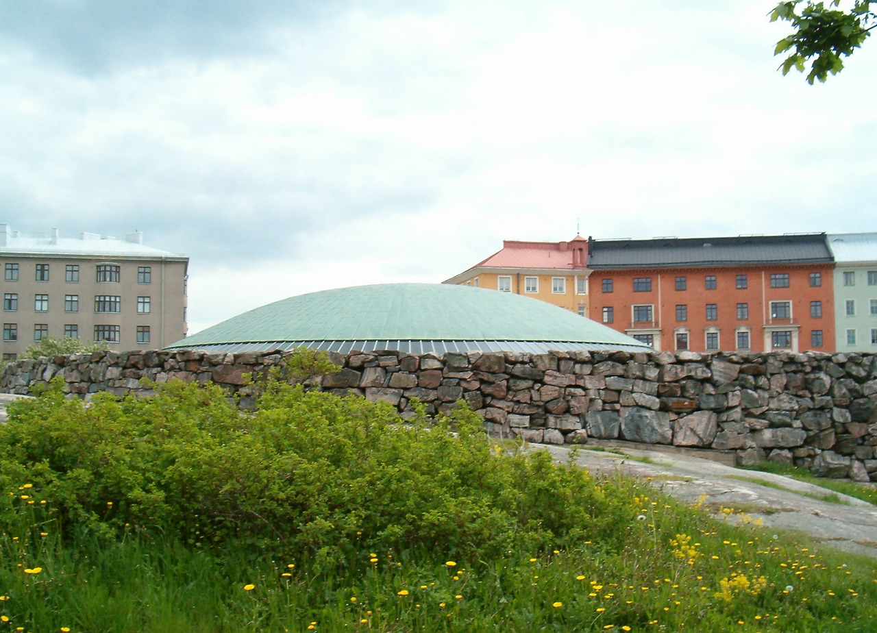 Temppeliaukio_Church_1.jpg
