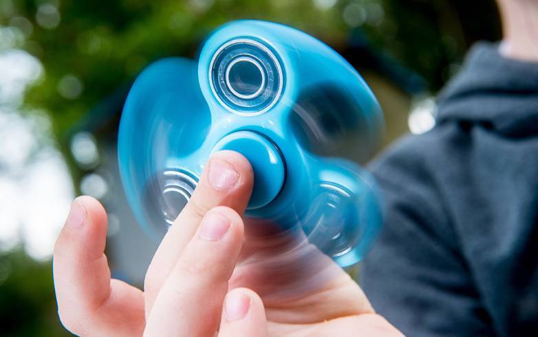 fidget-spinner-hand-spinner.jpg