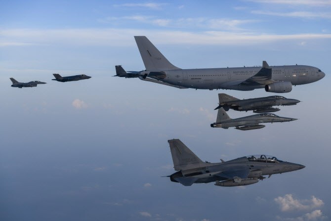 홍범도 장군 유해 봉환.jpg