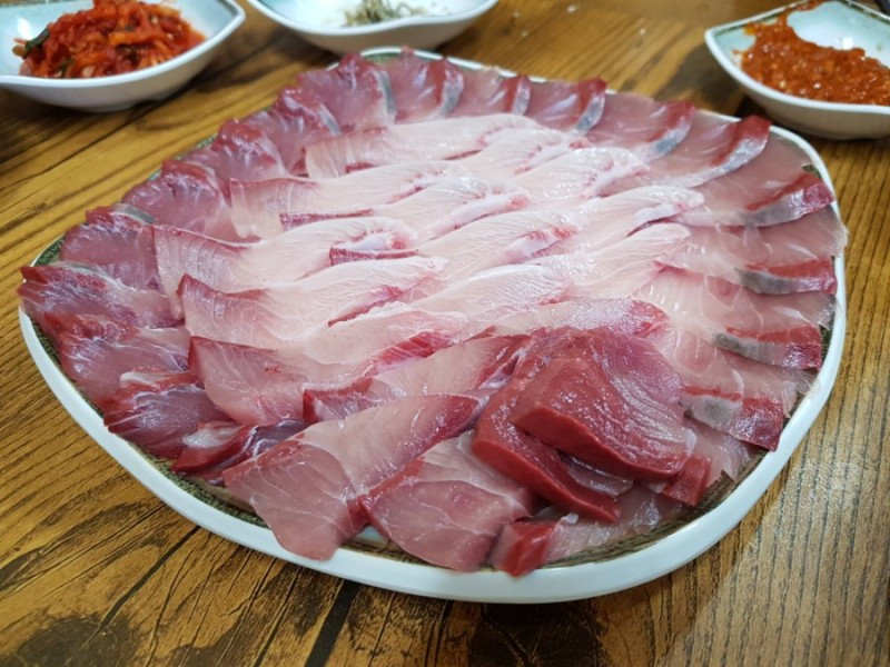 04화 해산물에 진심인 편입니다만