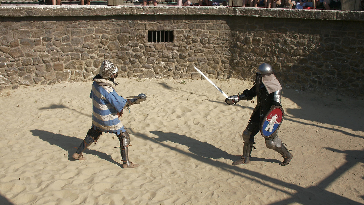 12138565_MotionElements_two-armored-gladiators_converted_a-0031.jpg