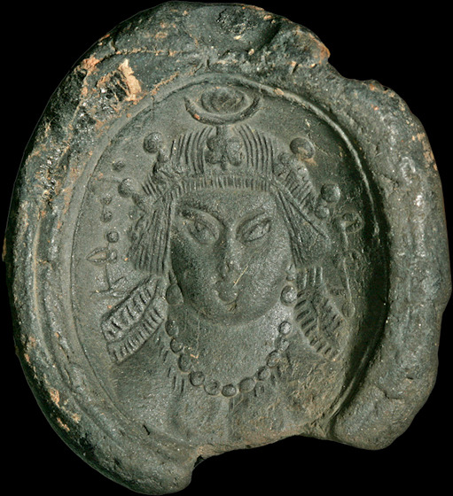 Seal_of_a_Hephthalite_king_with_the_Bactrian_inscription_The_Lord_(Yabgu)_of_the_Hephthalites._End_5th_century_early_6th_century_CE.jpg