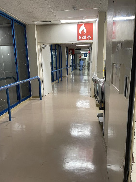 수술실 복도.jpg