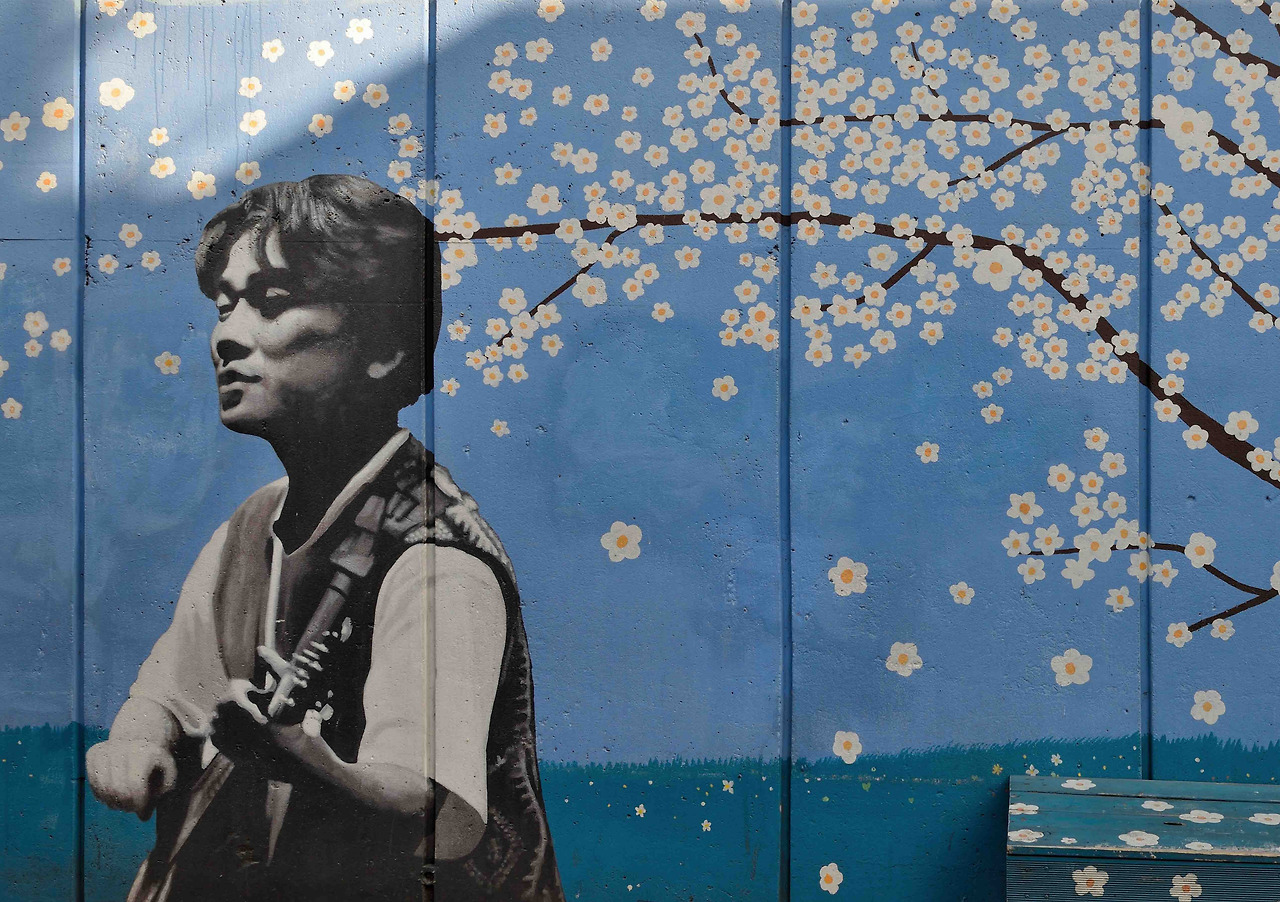 어느 편집자의 약력-김광석 다시 그리기 길-이학균.jpg