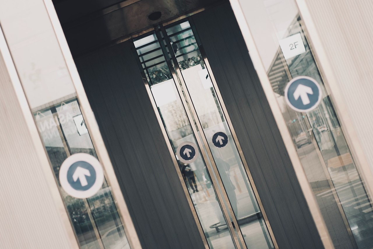 clark-gu-3GbqXlWgewg-unsplash (1).jpg