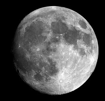 full-moon-496873__340.jpg