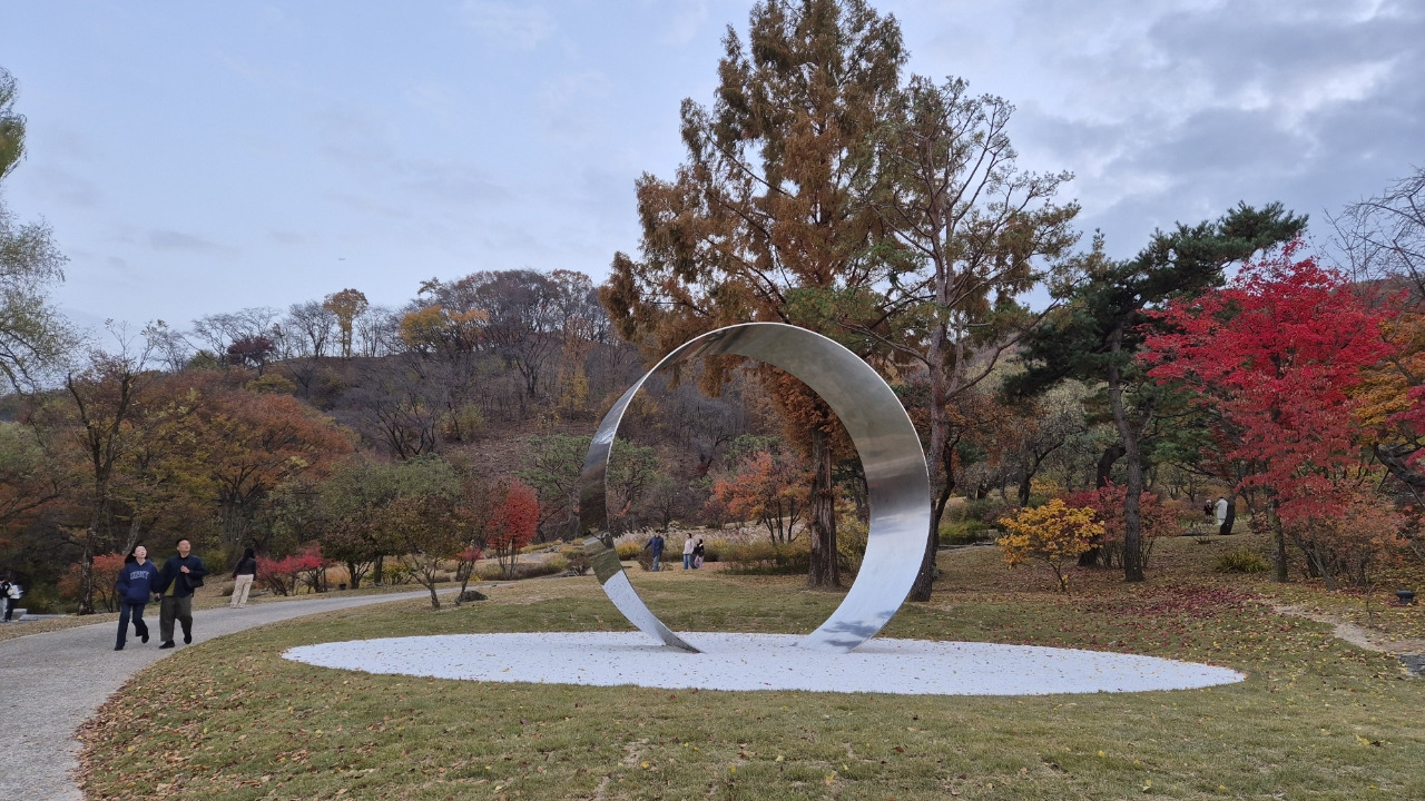 이우환(만남 정면).jpg