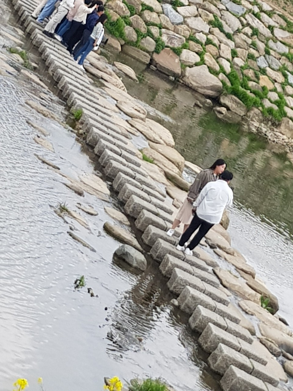 경주최부자댁앞 냇가징검다리.jpg