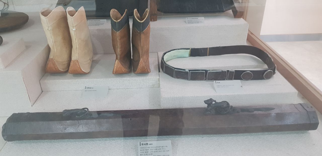 학봉(기념관내 물품).jpg