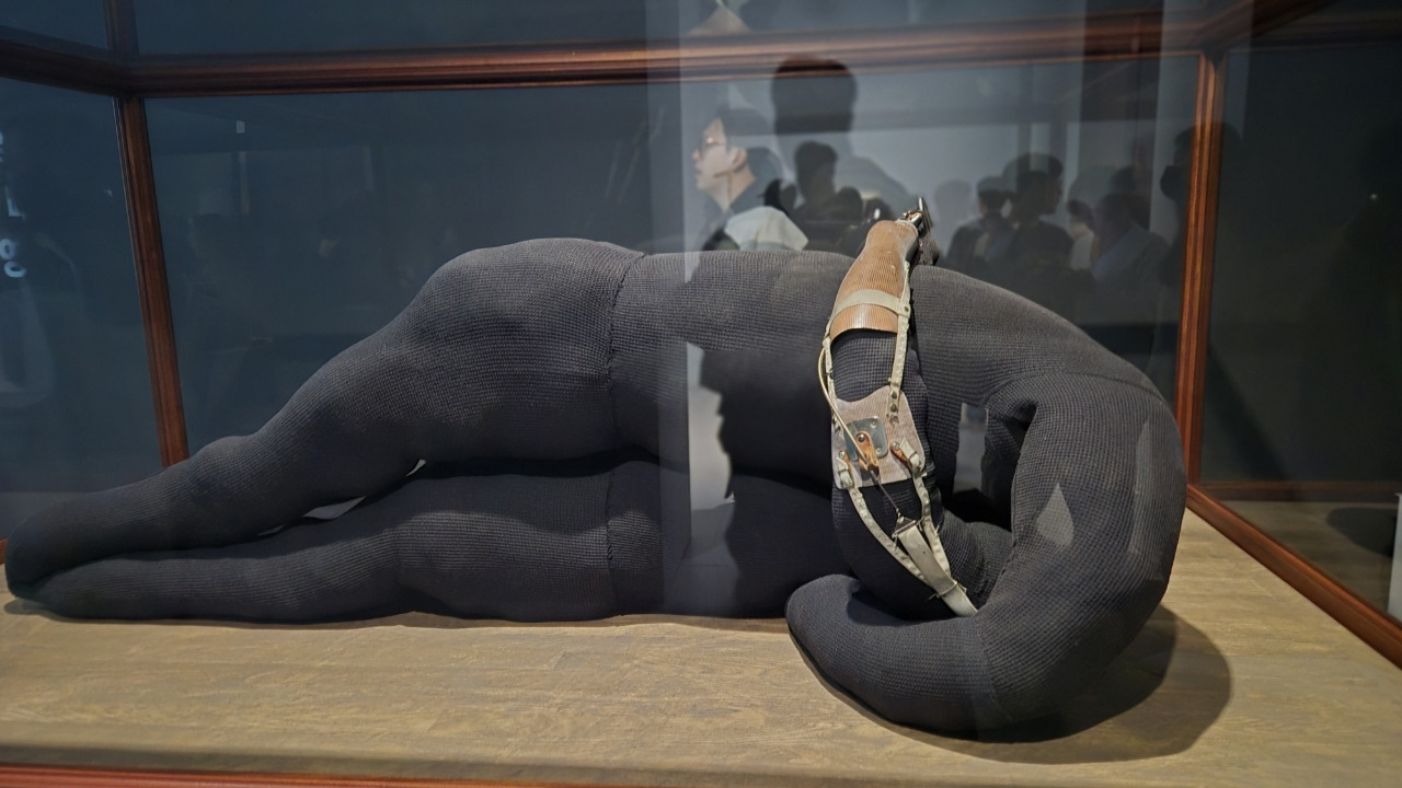 루이즈 작품 코끼리.jpg