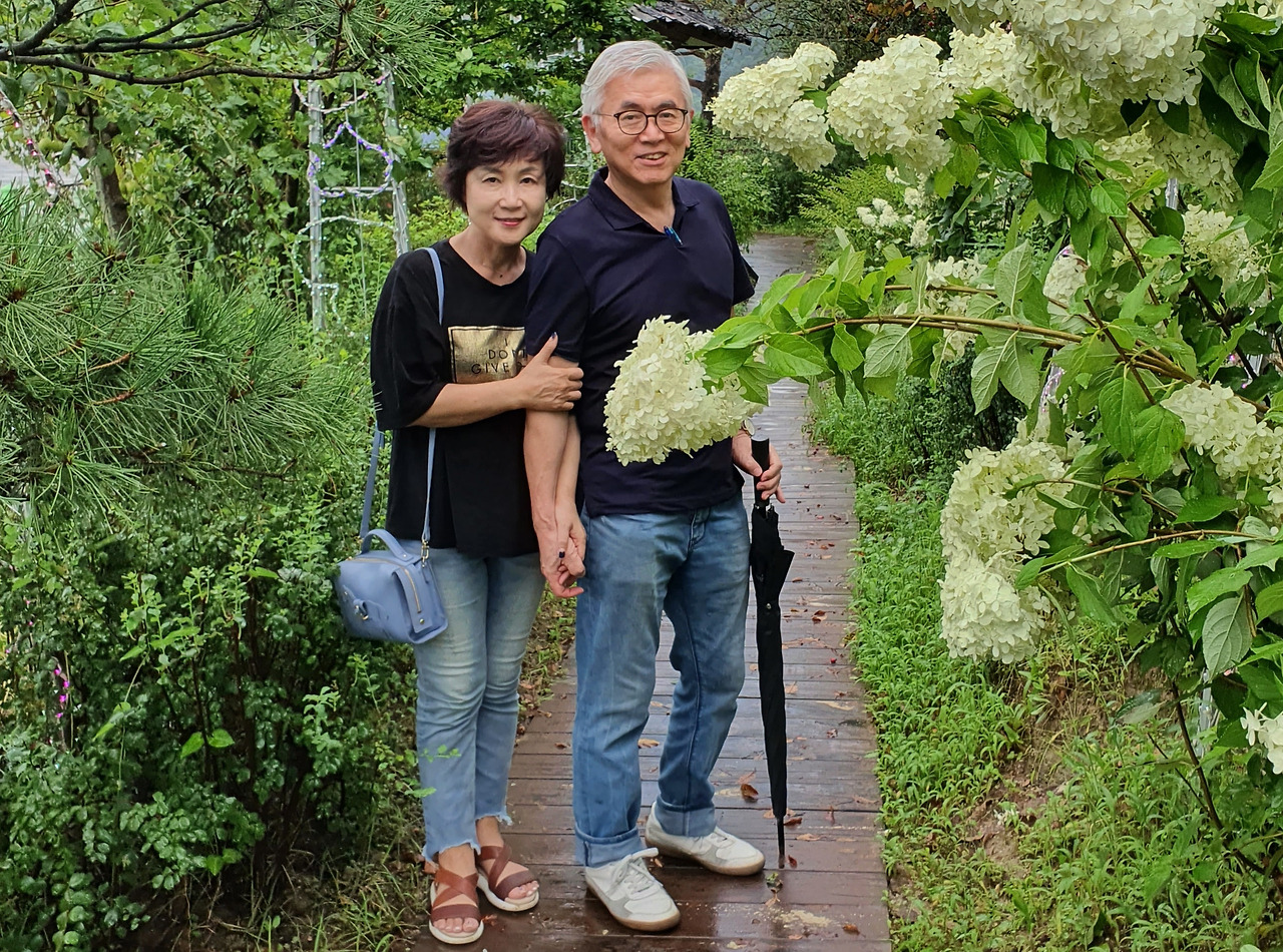 물의 정원에서.jpg