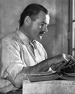 256px-ErnestHemingway.jpg
