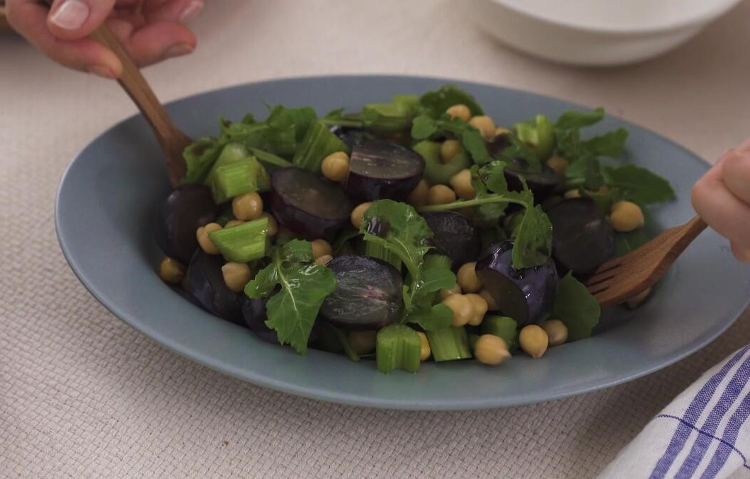 20.08.28 포도샐러리 (자막X)_Moment2.jpg