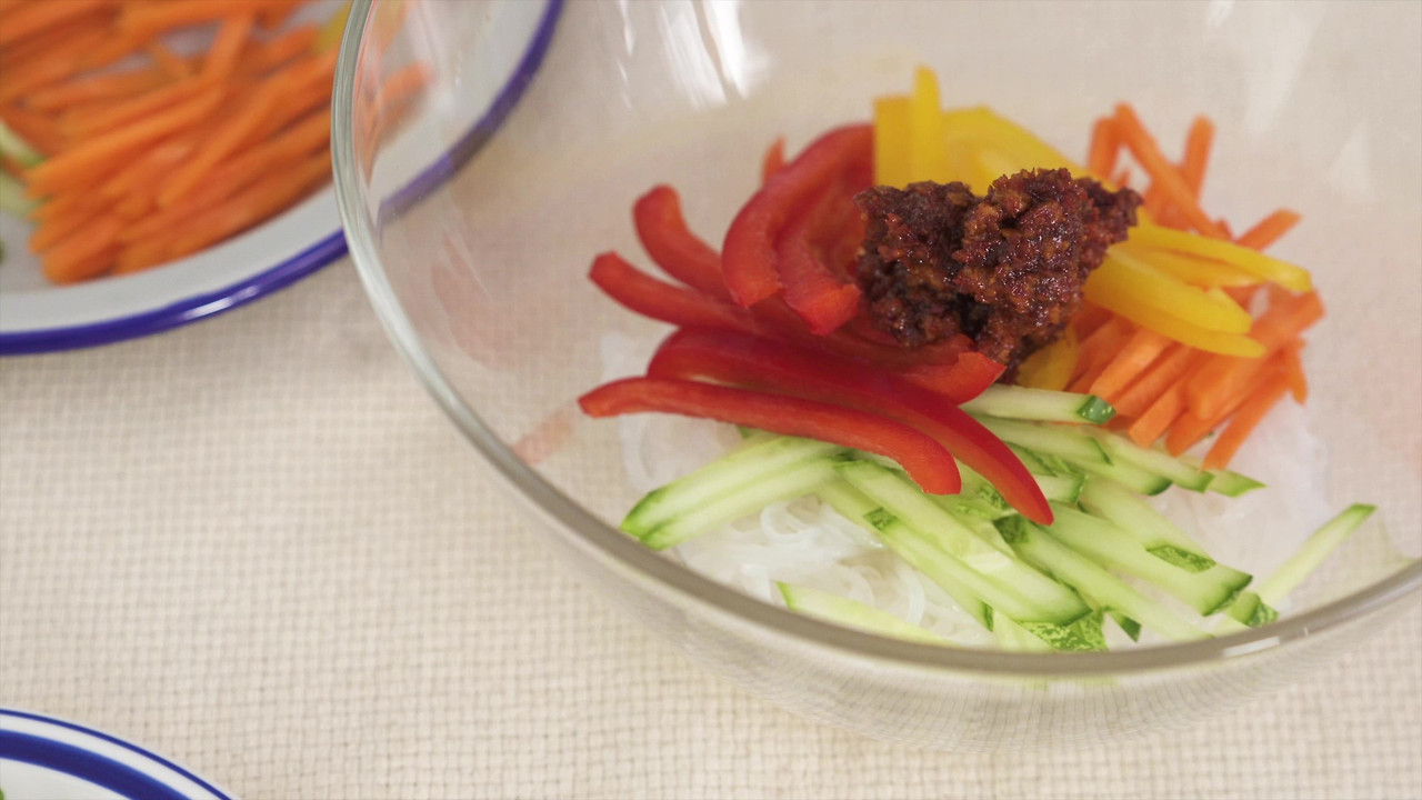 20.07.03 닭쿡_비빔국수 (자막X)_Moment2.jpg