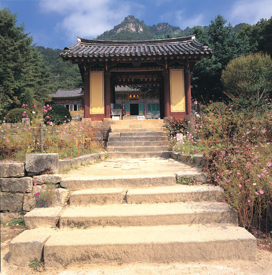 춘천_청평사_회전문 (5).jpg