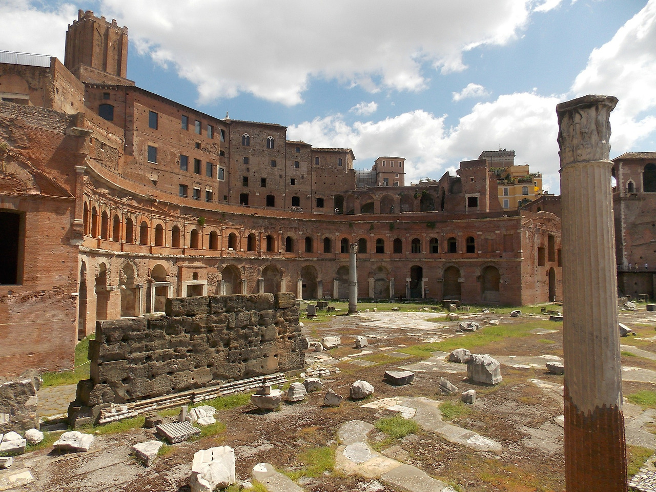 forum-romanum-448432_1920.jpg