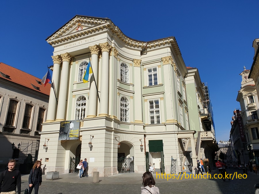 스타보브스케 디발도 (2).jpg