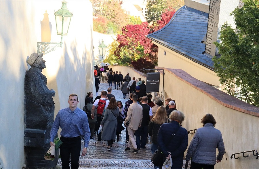 프라하 성 전망대와 하산길 (28).jpg