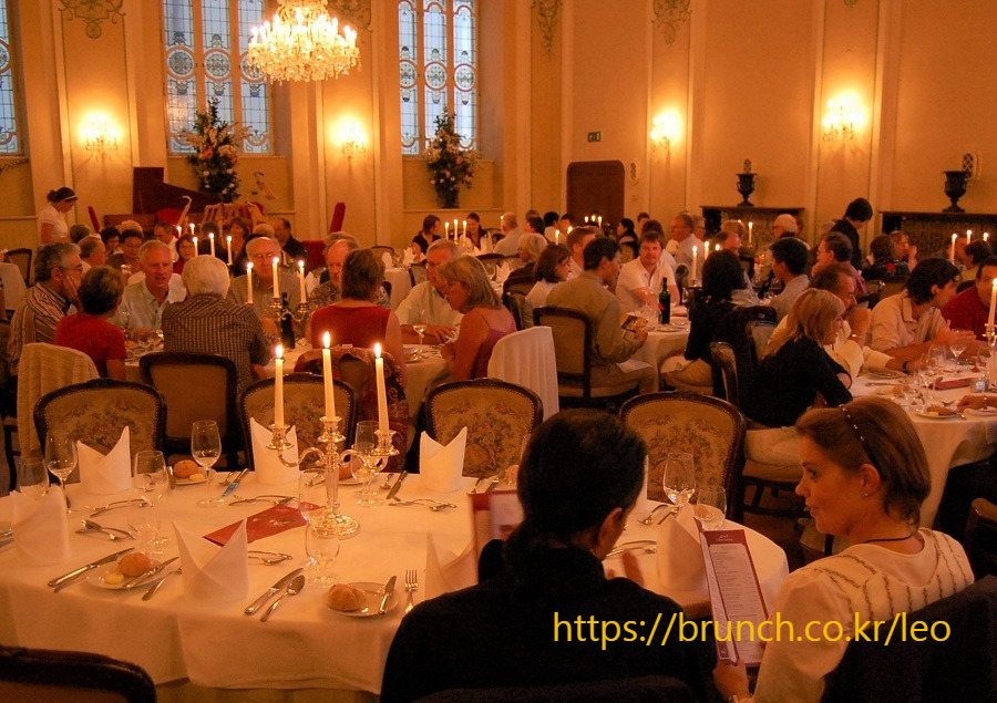 잘츠부르크 디너코넛트6 (2).jpg