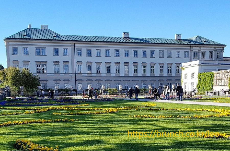 mirabell-2811464 (2).jpg