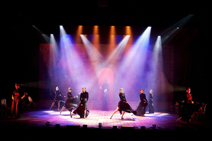 [크기변환]2023 베르나르다 알바 보도용 (2).jpg