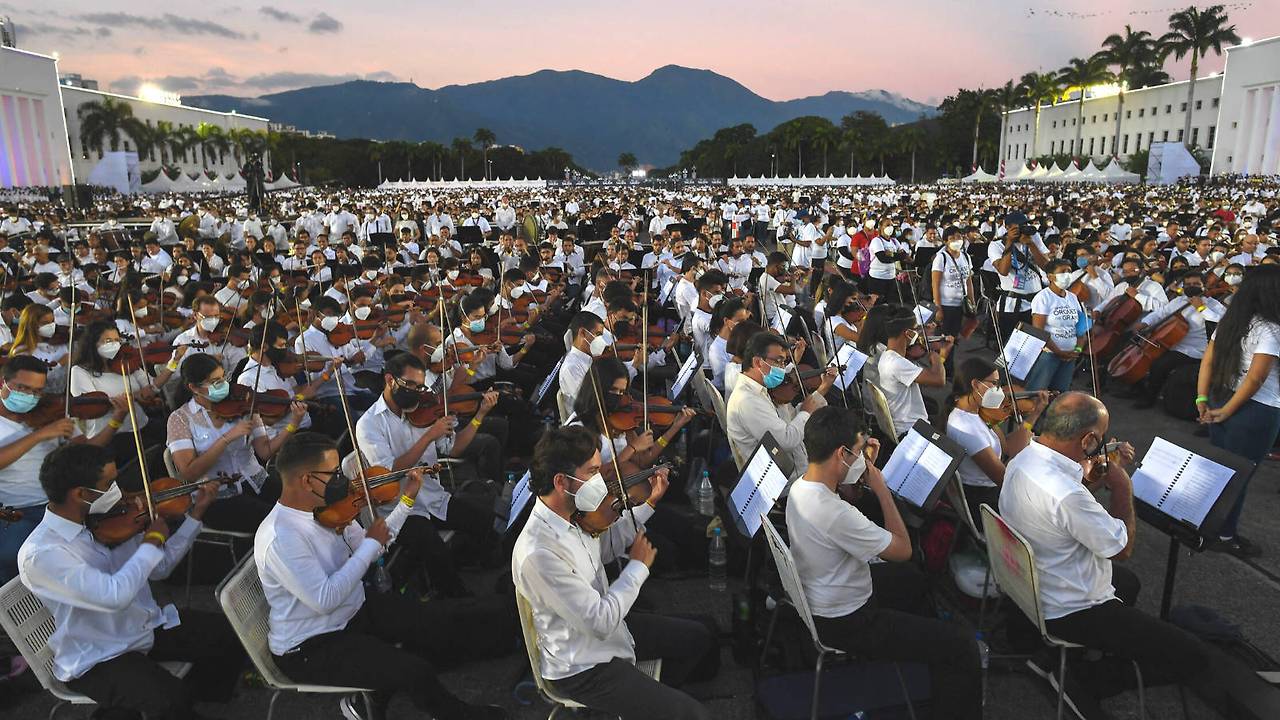 World record for the largest orchestra.jpg