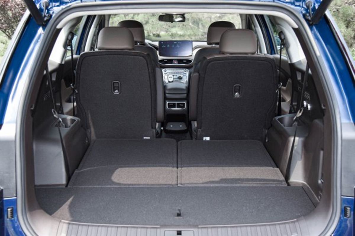 싼타페 트렁크.jpg