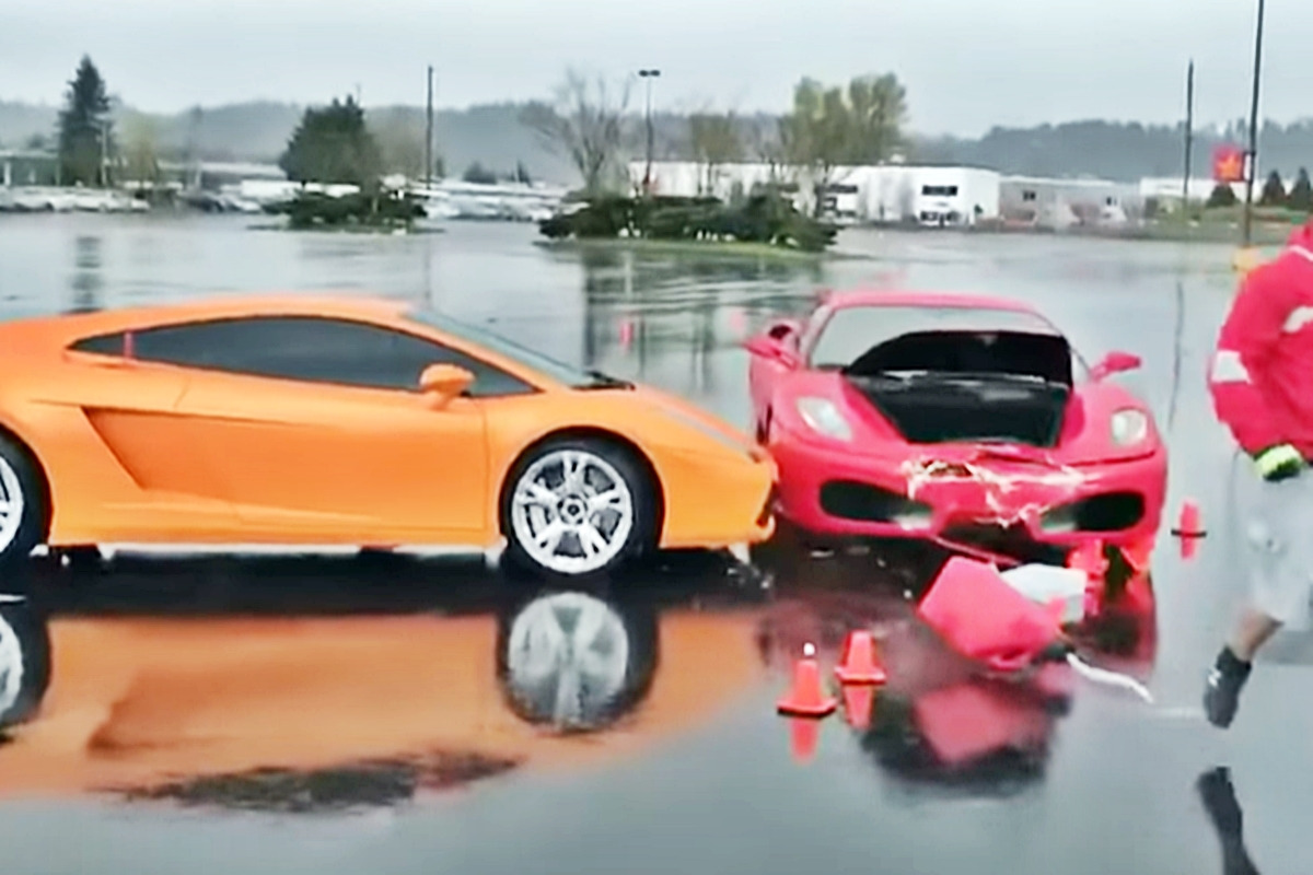 페라리 람보르기니.jpg