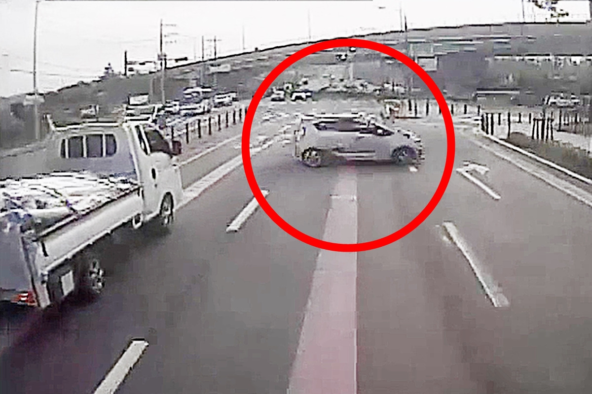 역주행 스파크.jpg