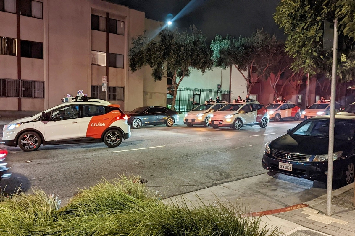 6_로보택시 오류_CNBC.jpg