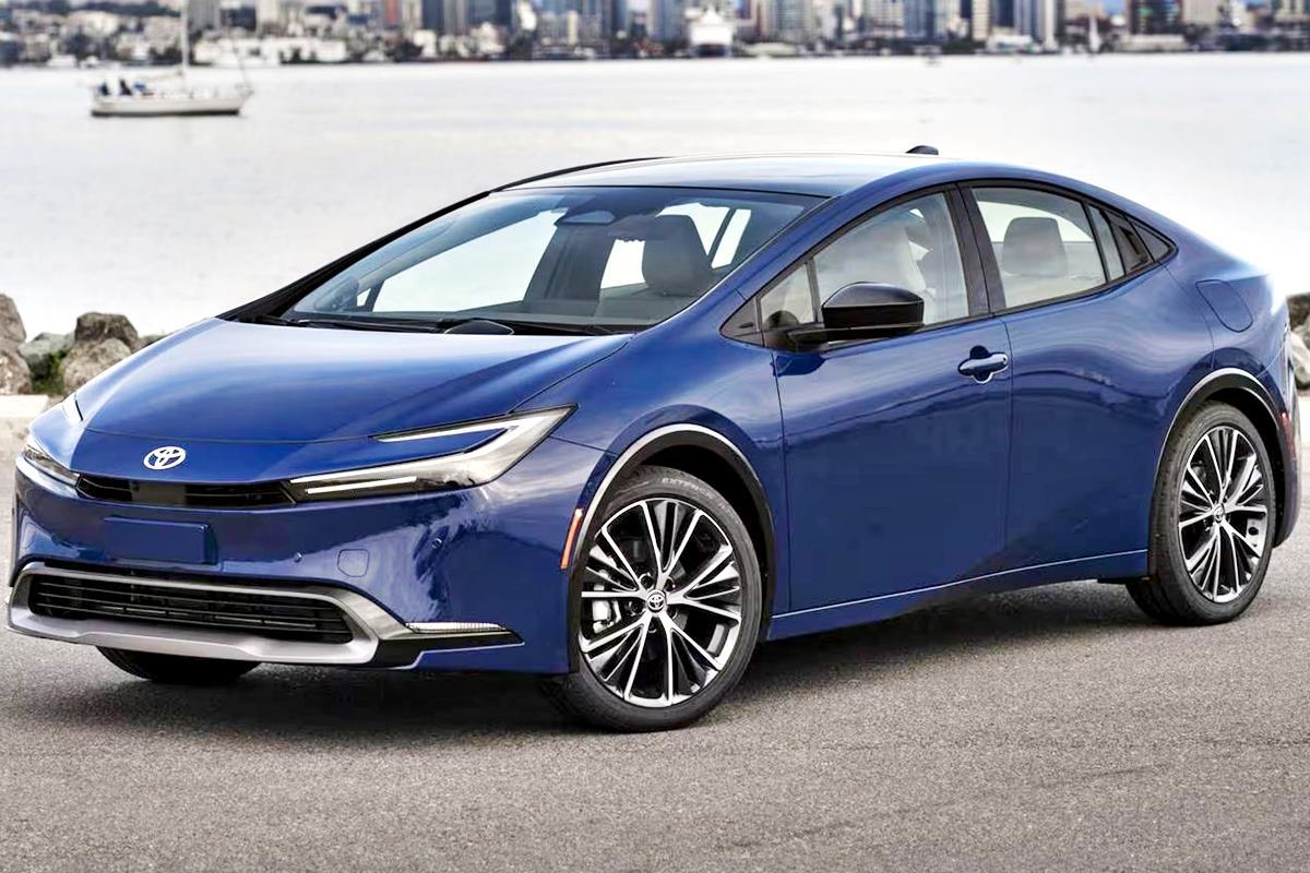 토요타 프리우스 Edmunds.jpg