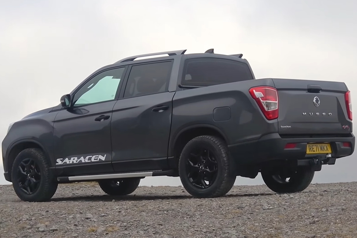 7_쌍용 무쏘_유튜브 채널 'Caravan and Motorhome Club'.jpg