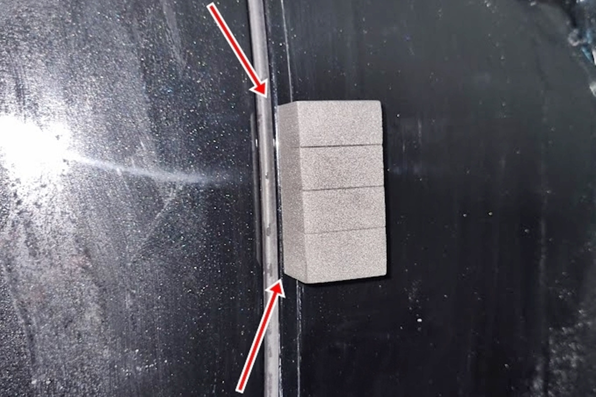 6_문콕 방지 스펀지 부착 위치_클리앙_2.jpg