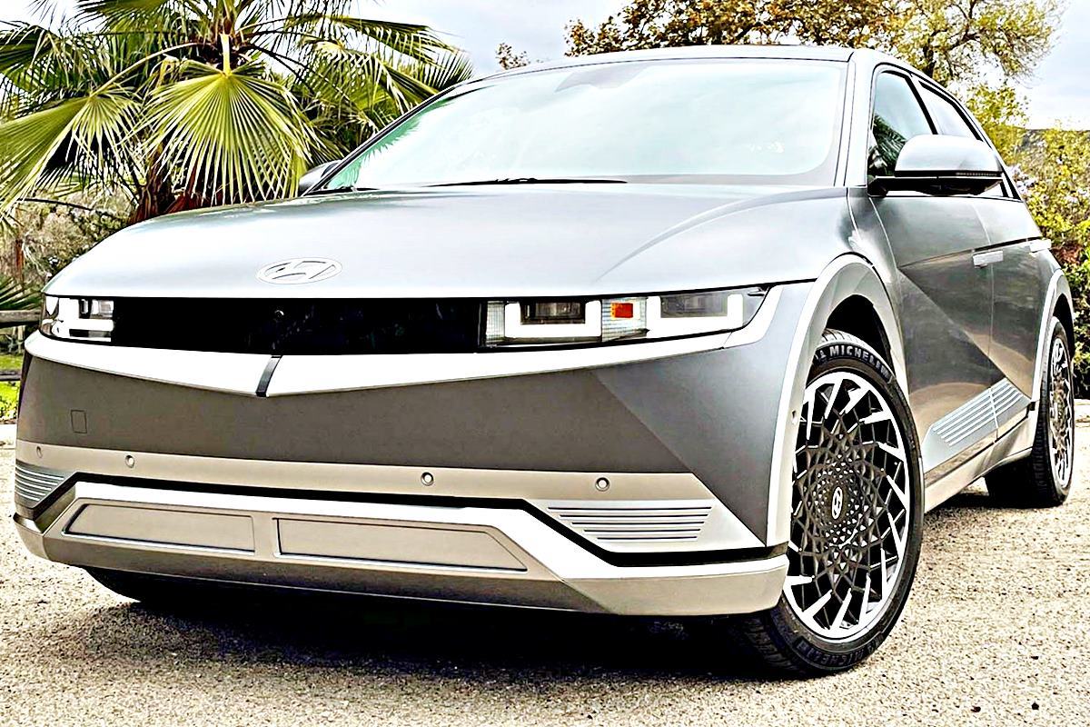 현대자동차 아이오닉5 Auto Trador.jpg